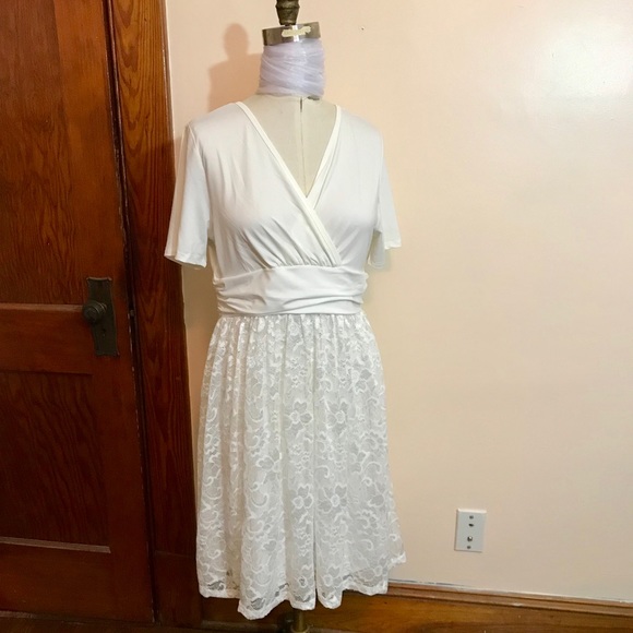 White Empire Dress Size 1X